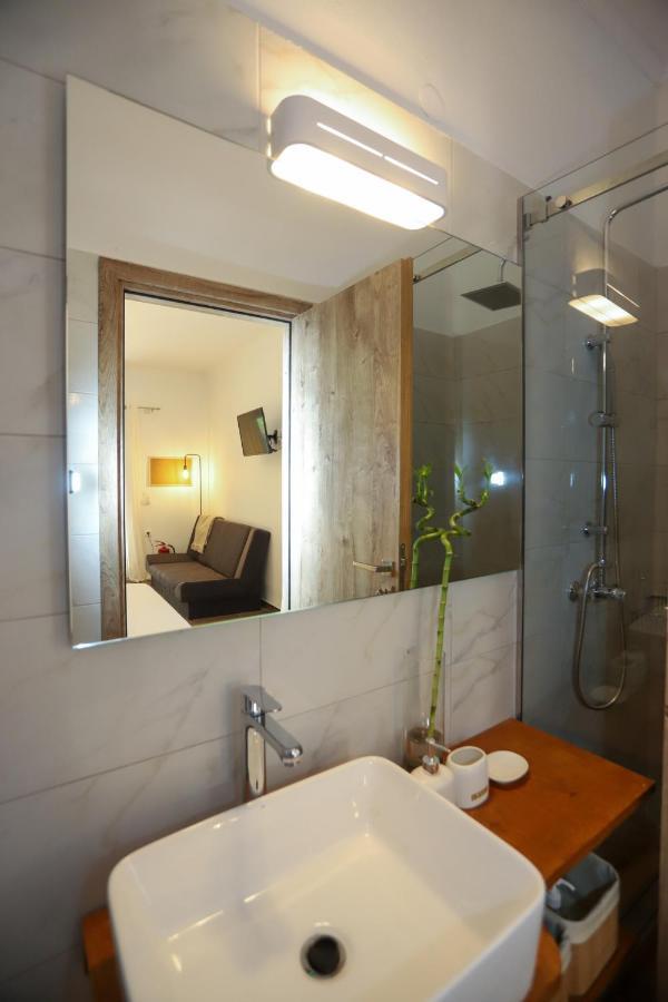 Eleni'S Guesthouse パレオカストリッツア エクステリア 写真