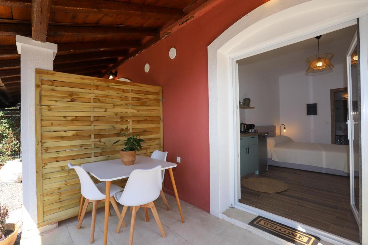 Eleni'S Guesthouse パレオカストリッツア エクステリア 写真