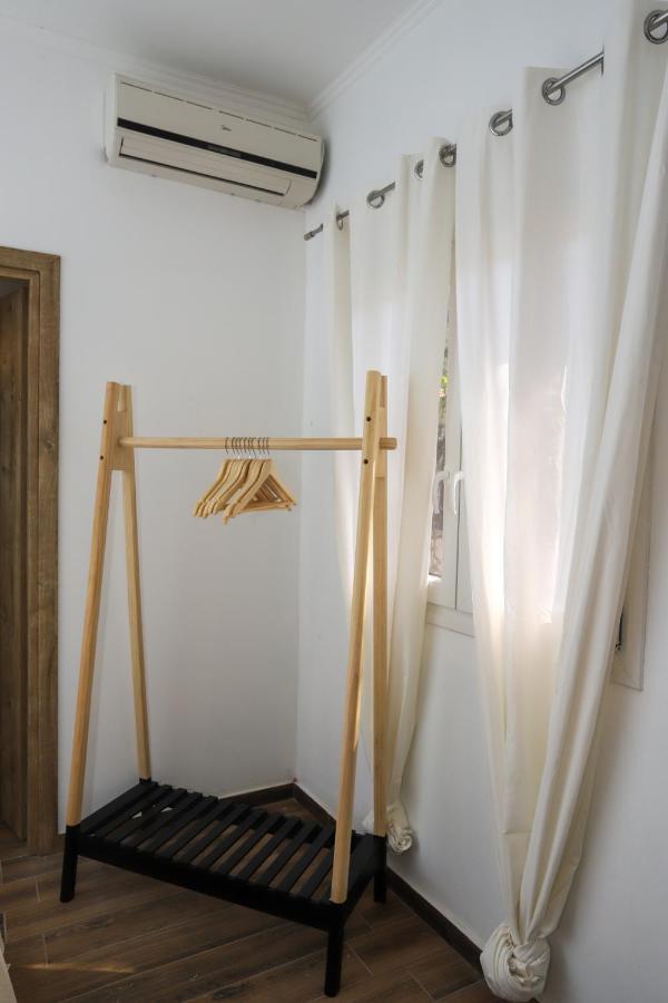 Eleni'S Guesthouse パレオカストリッツア エクステリア 写真