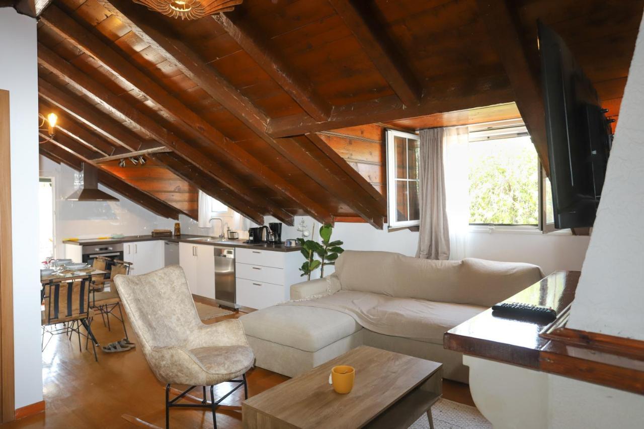 Eleni'S Guesthouse パレオカストリッツア エクステリア 写真