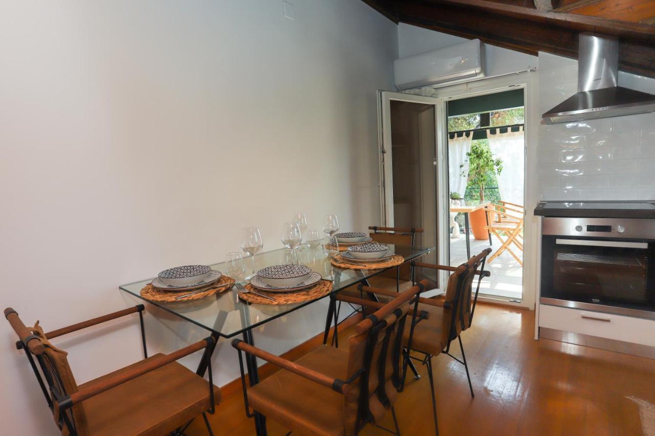 Eleni'S Guesthouse パレオカストリッツア エクステリア 写真