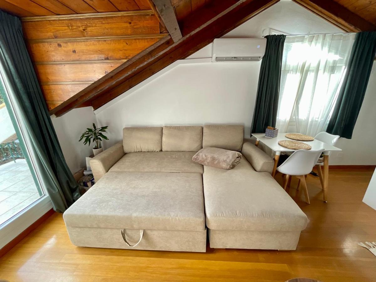 Eleni'S Guesthouse パレオカストリッツア エクステリア 写真